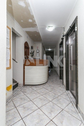 Imagem Apartamento com 1 Quarto à Venda, 32 m² em Centro Histórico - Porto Alegre Imagem Apartamento com 1 Quarto à Venda, 32 m² em Centro Histórico - Porto Alegre