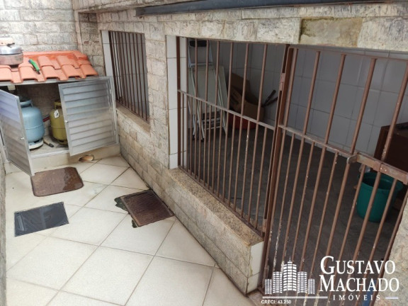 Imagem Imóvel com 3 Quartos à Venda, 194 m² em Jardim Belvedere - Volta Redonda Imagem Imóvel com 3 Quartos à Venda, 194 m² em Jardim Belvedere - Volta Redonda