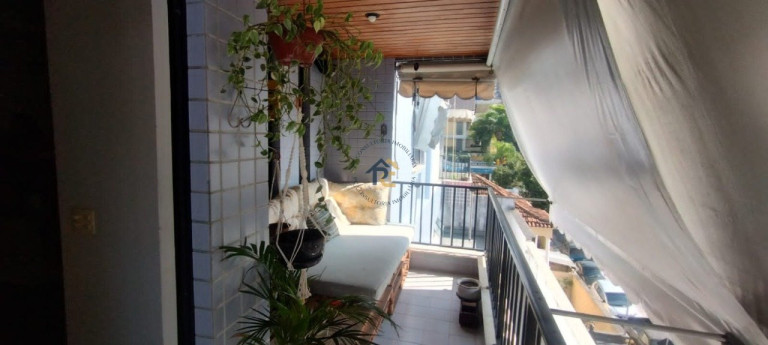 Imagem Apartamento com 3 Quartos à Venda, 120 m² em Santa Rosa - Niterói