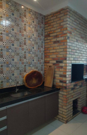 Imagem Casa com 3 Quartos à Venda, 208 m² em Quilombo - Cuiabá Imagem Casa com 3 Quartos à Venda, 208 m² em Quilombo - Cuiabá