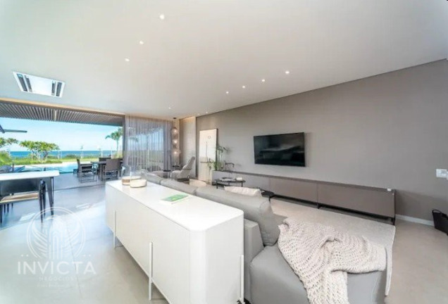 Imagem Casa com 5 Quartos à Venda, 458 m² em Praia Do Estaleiro - Balneário Camboriú Imagem Casa com 5 Quartos à Venda, 458 m² em Praia Do Estaleiro - Balneário Camboriú