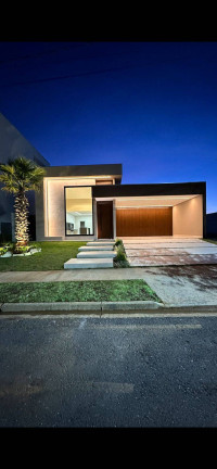 Imagem Casa com 3 Quartos à Venda, 417 m² em Cuiabá Imagem Casa com 3 Quartos à Venda, 417 m² em Cuiabá