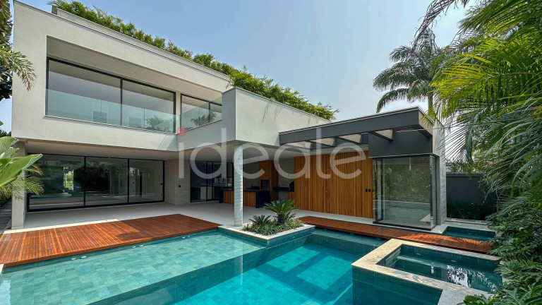 Casa de Condomínio com 5 Quartos à Venda,  em Barra Da Tijuca - Rio De Janeiro