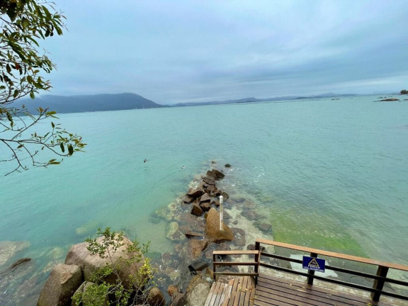 Imagem Casa com 7 Quartos à Venda, 500 m² em Ribeirão Da Ilha - Florianópolis Imagem Casa com 7 Quartos à Venda, 500 m² em Ribeirão Da Ilha - Florianópolis