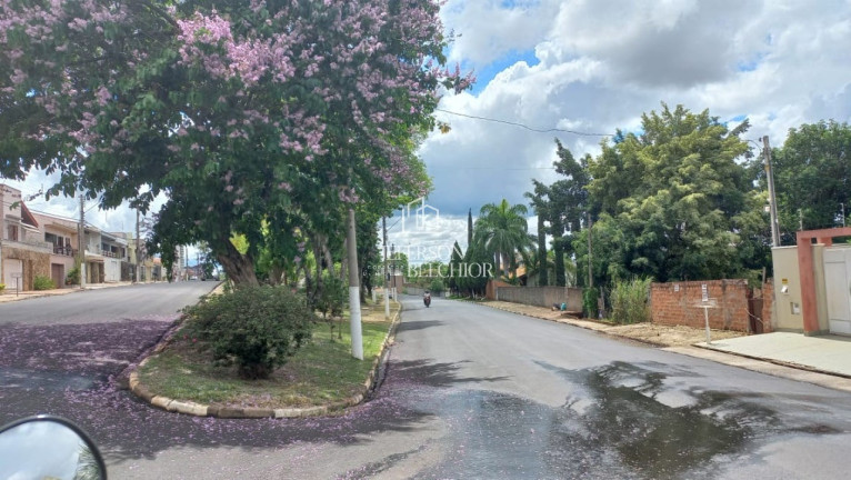 Imagem Terreno à Venda, 900 m² em Jardim Santa Cruz - Mogi Mirim Imagem Terreno à Venda, 900 m² em Jardim Santa Cruz - Mogi Mirim