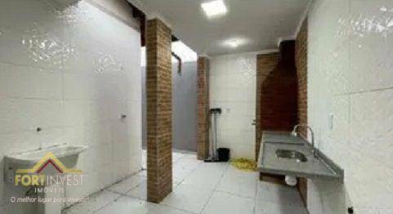 Imagem Imóvel com 2 Quartos à Venda, 100 m² em Caiçara - Praia Grande Imagem Imóvel com 2 Quartos à Venda, 100 m² em Caiçara - Praia Grande