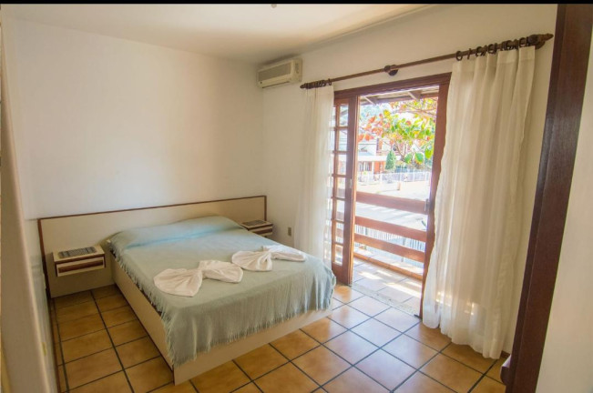 Imagem Sobrado com 2 Quartos para Alugar,  em Canasvieiras - Florianópolis