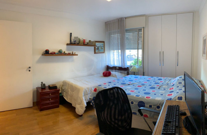 Imagem Apartamento com 4 Quartos à Venda, 206 m²
