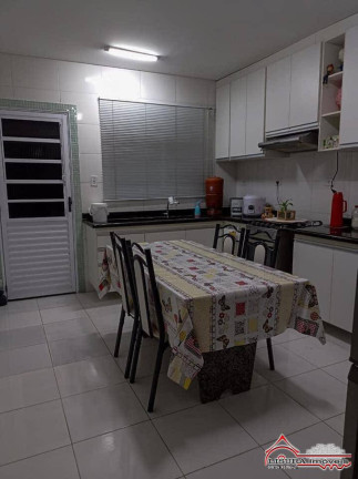 Imagem Casa com 3 Quartos à Venda, 110 m² em Centro - Jacareí Imagem Casa com 3 Quartos à Venda, 110 m² em Centro - Jacareí