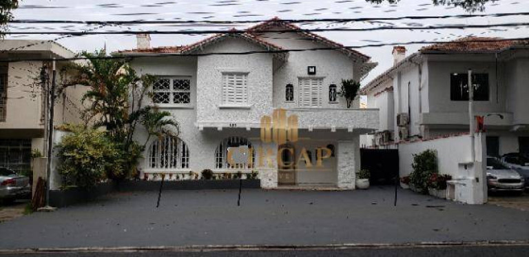 Sobrado com 5 Quartos à Venda ou Locação, 268 m² em Ibirapuera - São Paulo
