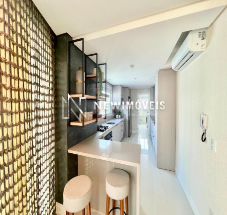Imagem Apartamento com 4 Quartos à Venda, 132 m² em Centro - Balneário Camboriú Imagem Apartamento com 4 Quartos à Venda, 132 m² em Centro - Balneário Camboriú