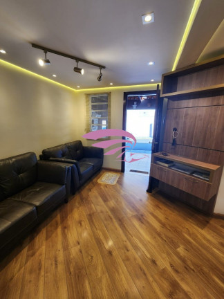 Imagem Casa com 3 Quartos à Venda, 120 m² em Alto Boqueirão - Curitiba Imagem Casa com 3 Quartos à Venda, 120 m² em Alto Boqueirão - Curitiba