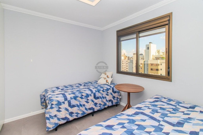 Imagem Apartamento com 2 Quartos à Venda, 74 m² em Petrópolis - Porto Alegre Imagem Apartamento com 2 Quartos à Venda, 74 m² em Petrópolis - Porto Alegre
