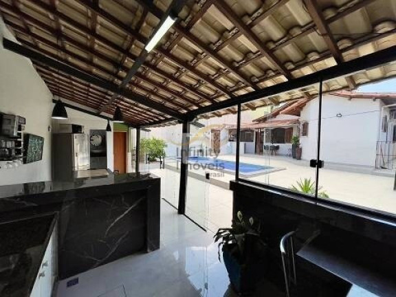 Imagem Casa com 4 Quartos à Venda, 200 m² em Serrano - Belo Horizonte Imagem Casa com 4 Quartos à Venda, 200 m² em Serrano - Belo Horizonte