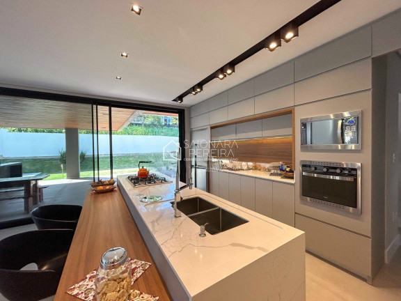 Imagem Casa de Condomínio com 3 Quartos à Venda, 598 m² em Cacupé - Florianópolis Imagem Casa de Condomínio com 3 Quartos à Venda, 598 m² em Cacupé - Florianópolis