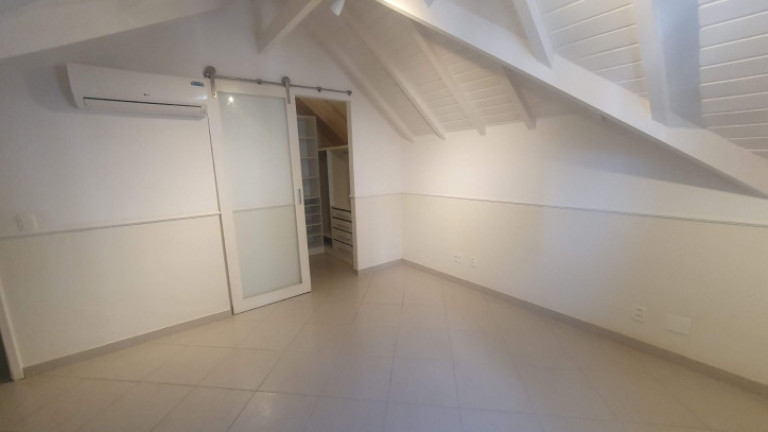 Imagem Casa com 4 Quartos à Venda, 240 m² em Recreio Dos Bandeirantes - Rio De Janeiro