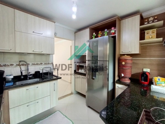 Imagem Casa com 3 Quartos à Venda, 198 m² em Monza - Colombo Imagem Casa com 3 Quartos à Venda, 198 m² em Monza - Colombo