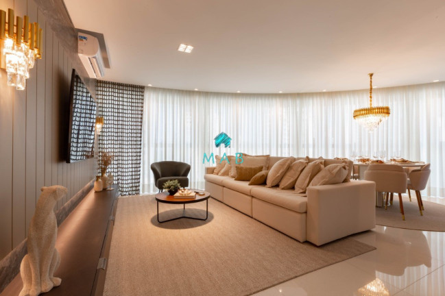 Apartamento com 4 Quartos à Venda, 168 m² em Centro - Balneário Camboriú