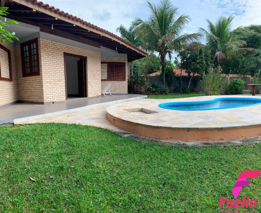 Imagem Casa com 6 Quartos à Venda, 370 m² em Armação - Florianópolis Imagem Casa com 6 Quartos à Venda, 370 m² em Armação - Florianópolis
