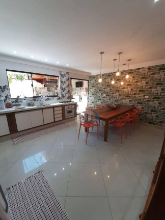 Imagem Sobrado com 3 Quartos à Venda, 175 m² em Canto Do Forte - Praia Grande Imagem Sobrado com 3 Quartos à Venda, 175 m² em Canto Do Forte - Praia Grande