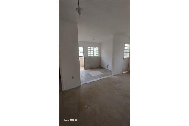 Imagem Casa com 2 Quartos à Venda, em Mário Quintana - Porto Alegre Imagem Casa com 2 Quartos à Venda, em Mário Quintana - Porto Alegre