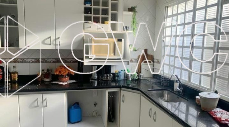 Imagem Imóvel com 3 Quartos à Venda, 183 m² em Jardim América - Marília Imagem Imóvel com 3 Quartos à Venda, 183 m² em Jardim América - Marília