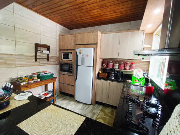 Imagem Imóvel com 2 Quartos à Venda, 110 m² em Araçatuba - Imbituba Imagem Imóvel com 2 Quartos à Venda, 110 m² em Araçatuba - Imbituba