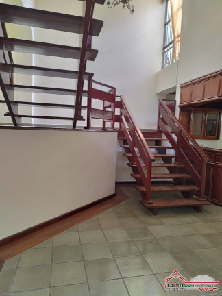 Imagem Casa com 9 Quartos para Alugar, 600 m² em Centro - Jacareí Imagem Casa com 9 Quartos para Alugar, 600 m² em Centro - Jacareí