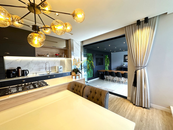 Imagem Casa com 3 Quartos à Venda, 155 m² em Iririú - Joinville