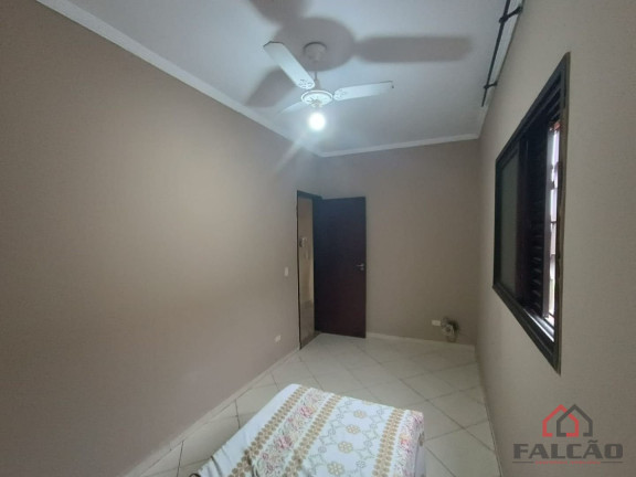 Imagem Sobrado com 3 Quartos à Venda, 182 m² em Vila Valença - São Vicente Imagem Sobrado com 3 Quartos à Venda, 182 m² em Vila Valença - São Vicente