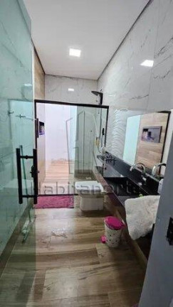 Imagem Casa com 3 Quartos para Alugar, em Planalto - Manaus Imagem Casa com 3 Quartos para Alugar, em Planalto - Manaus