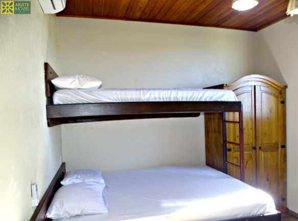 Imagem Casa com 4 Quartos para Alugar ou Temporada, 150 m² em Canto Grande - Bombinhas Imagem Casa com 4 Quartos para Alugar ou Temporada, 150 m² em Canto Grande - Bombinhas