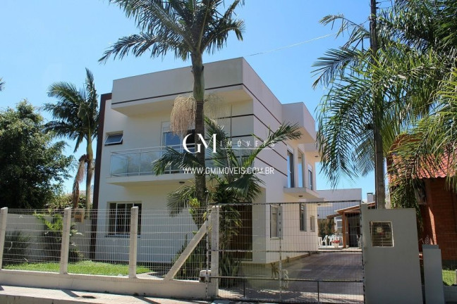 Casa com 4 Quartos à Venda, 190 m² em Igra Norte - Torres