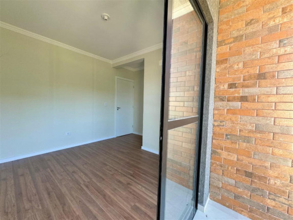 Imagem Sobrado com 3 Quartos à Venda, 126 m² em Uberaba - Curitiba