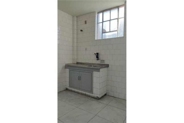 Imagem Imóvel com 3 Quartos à Venda, em Jardim Itu - Porto Alegre Imagem Imóvel com 3 Quartos à Venda, em Jardim Itu - Porto Alegre