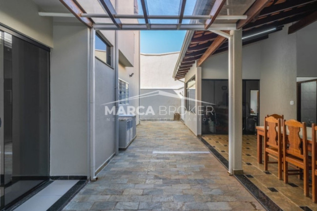Imagem Sobrado com 3 Quartos à Venda, 300 m² em Jardim Priscilla - São João Da Boa Vista Imagem Sobrado com 3 Quartos à Venda, 300 m² em Jardim Priscilla - São João Da Boa Vista
