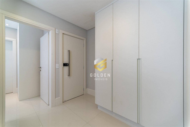 Imagem Apartamento com 4 Quartos à Venda, 237 m² em Centro - Balneário Camboriú Imagem Apartamento com 4 Quartos à Venda, 237 m² em Centro - Balneário Camboriú