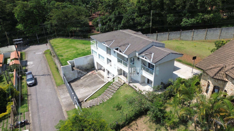 Imagem Imóvel com 4 Quartos à Venda ou Locação, 316 m² em Alpes Da Cantareira - Mairiporã