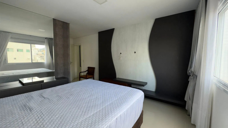 Imagem Apartamento com 3 Quartos à Venda, 132 m² em Centro - Balneário Camboriú Imagem Apartamento com 3 Quartos à Venda, 132 m² em Centro - Balneário Camboriú