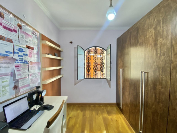 Imagem Casa com 3 Quartos à Venda, 182 m² em Vila Industrial - São José Dos Campos