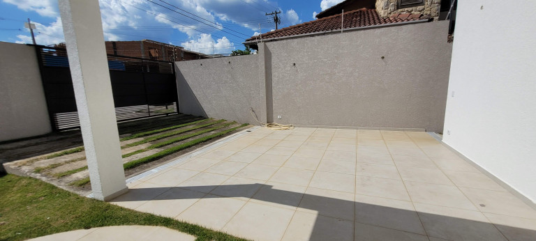 Imagem Casa com 4 Quartos à Venda, 290 m² em Jardim Do Lago - Atibaia Imagem Casa com 4 Quartos à Venda, 290 m² em Jardim Do Lago - Atibaia