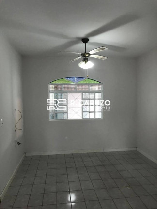 Imagem Casa com 3 Quartos à Venda, 176 m² em Conjunto Residencial Victor D'andrea - Limeira Imagem Casa com 3 Quartos à Venda, 176 m² em Conjunto Residencial Victor D'andrea - Limeira