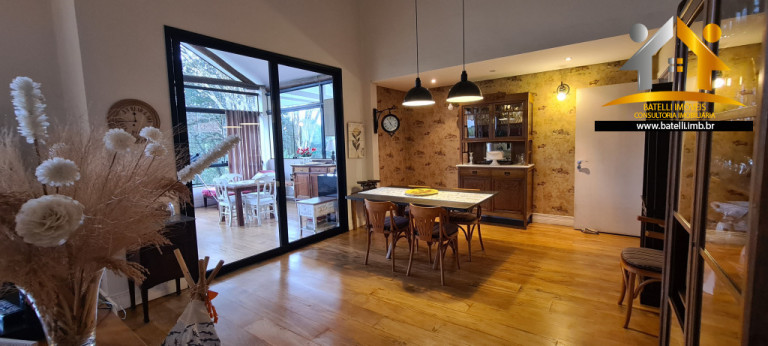 Imagem Casa de Condomínio com 3 Quartos à Venda, 557 m² em Granja Viana - Cotia Imagem Casa de Condomínio com 3 Quartos à Venda, 557 m² em Granja Viana - Cotia