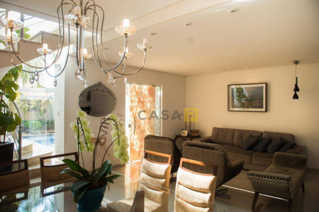 Imagem Casa com 3 Quartos à Venda, 207 m² em Parque Novo Mundo - Americana Imagem Casa com 3 Quartos à Venda, 207 m² em Parque Novo Mundo - Americana