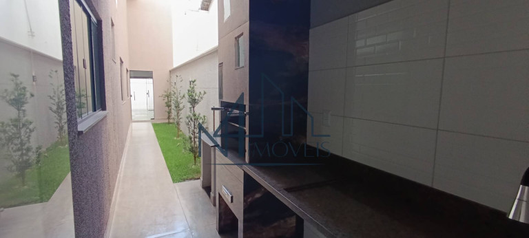 Imagem Casa com 3 Quartos à Venda, 180 m² em Papillon Park - Complemento - Aparecida De Goiânia Imagem Casa com 3 Quartos à Venda, 180 m² em Papillon Park - Complemento - Aparecida De Goiânia