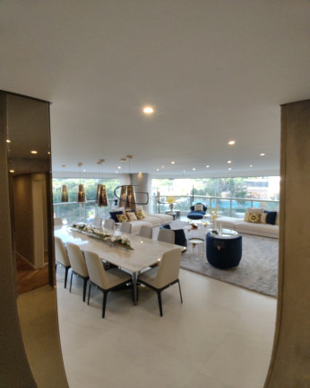 Imagem Imóvel com 3 Quartos à Venda, 221 m² em Moema - São Paulo