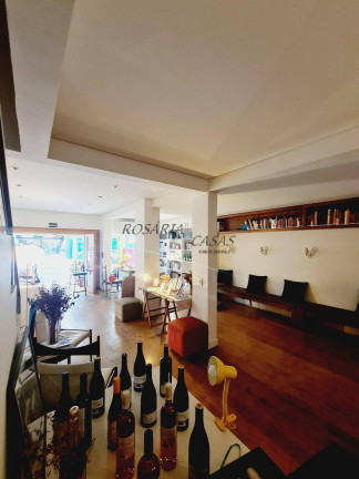 Imagem Casa com 2 Quartos à Venda, 200 m² em Pinheiros - São Paulo Imagem Casa com 2 Quartos à Venda, 200 m² em Pinheiros - São Paulo