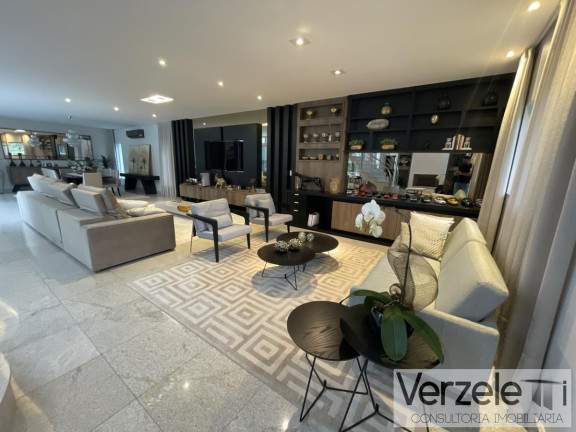Imagem Casa com 4 Quartos à Venda, 445 m² em Praia Brava - Itajaí Imagem Casa com 4 Quartos à Venda, 445 m² em Praia Brava - Itajaí