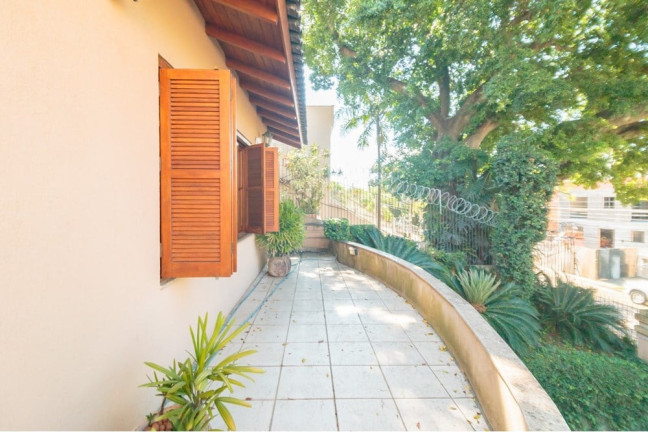 Imagem Casa com 4 Quartos à Venda, 314 m² em Chácara Das Pedras - Porto Alegre Imagem Casa com 4 Quartos à Venda, 314 m² em Chácara Das Pedras - Porto Alegre