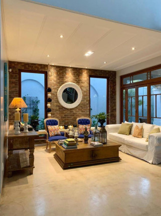 Imagem Casa com 4 Quartos à Venda, 1.000 m² em Centro - Porto Seguro